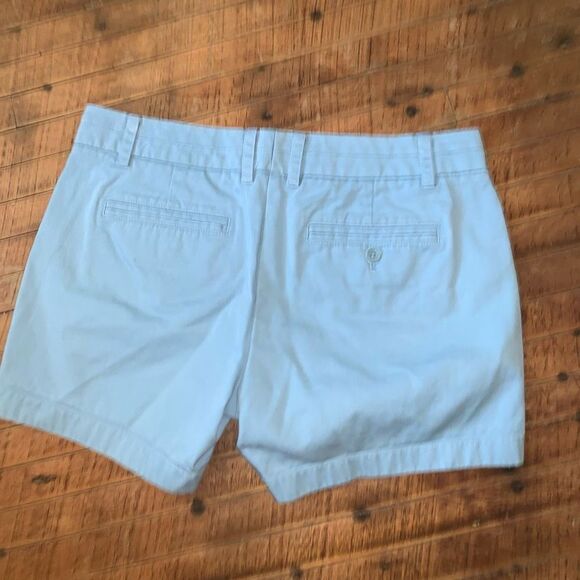 J Crew pale blue size 6 flat front vacationcore 6 chino shorts - Picture 3 of 3